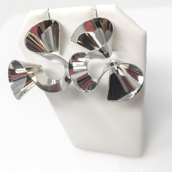 Origami Earrings - EarringEverything.com Fashion Jewelry For Trendsetters - FREE SHIPPING - #necklace #earrings #jewelry #jewellery #goldjewelry #silverjewelry #accessories #fashionista #fashionjewelry #instagood #bracelet #Ring #jewelrydesigner #bridesmaidsgifts #jewelryforsale #jewelrystore #jewelryporn #jewelryshop #jewelrylover #jewelrylovers #jewelrysale #jewelrygifts #jewelrybox #jewelrydesign #jewelryjunkie #pearls #swarovski #ontrend #uniquejewelry #EarringEverything