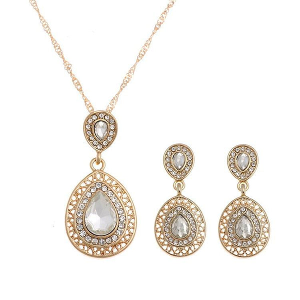 Maria's Set - EarringEverything.com Fashion Jewelry For Trendsetters - FREE SHIPPING - #necklace #earrings #jewelry #jewellery #goldjewelry #silverjewelry #accessories #fashionista #fashionjewelry #instagood #bracelet #Ring #jewelrydesigner #bridesmaidsgifts #jewelryforsale #jewelrystore #jewelryporn #jewelryshop #jewelrylover #jewelrylovers #jewelrysale #jewelrygifts #jewelrybox #jewelrydesign #jewelryjunkie #pearls #swarovski #ontrend #uniquejewelry #EarringEverything