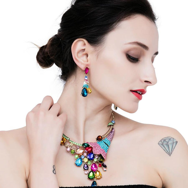 Veronica's Set - EarringEverything.com Fashion Jewelry For Trendsetters - FREE SHIPPING - #necklace #earrings #jewelry #jewellery #goldjewelry #silverjewelry #accessories #fashionista #fashionjewelry #instagood #bracelet #Ring #jewelrydesigner #bridesmaidsgifts #jewelryforsale #jewelrystore #jewelryporn #jewelryshop #jewelrylover #jewelrylovers #jewelrysale #jewelrygifts #jewelrybox #jewelrydesign #jewelryjunkie #pearls #swarovski #ontrend #uniquejewelry #EarringEverything
