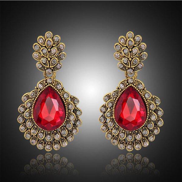 Shaylyn's Earrings - EarringEverything.com Fashion Jewelry For Trendsetters - FREE SHIPPING - #necklace #earrings #jewelry #jewellery #goldjewelry #silverjewelry #accessories #fashionista #fashionjewelry #instagood #bracelet #Ring #jewelrydesigner #bridesmaidsgifts #jewelryforsale #jewelrystore #jewelryporn #jewelryshop #jewelrylover #jewelrylovers #jewelrysale #jewelrygifts #jewelrybox #jewelrydesign #jewelryjunkie #pearls #swarovski #ontrend #uniquejewelry #EarringEverything